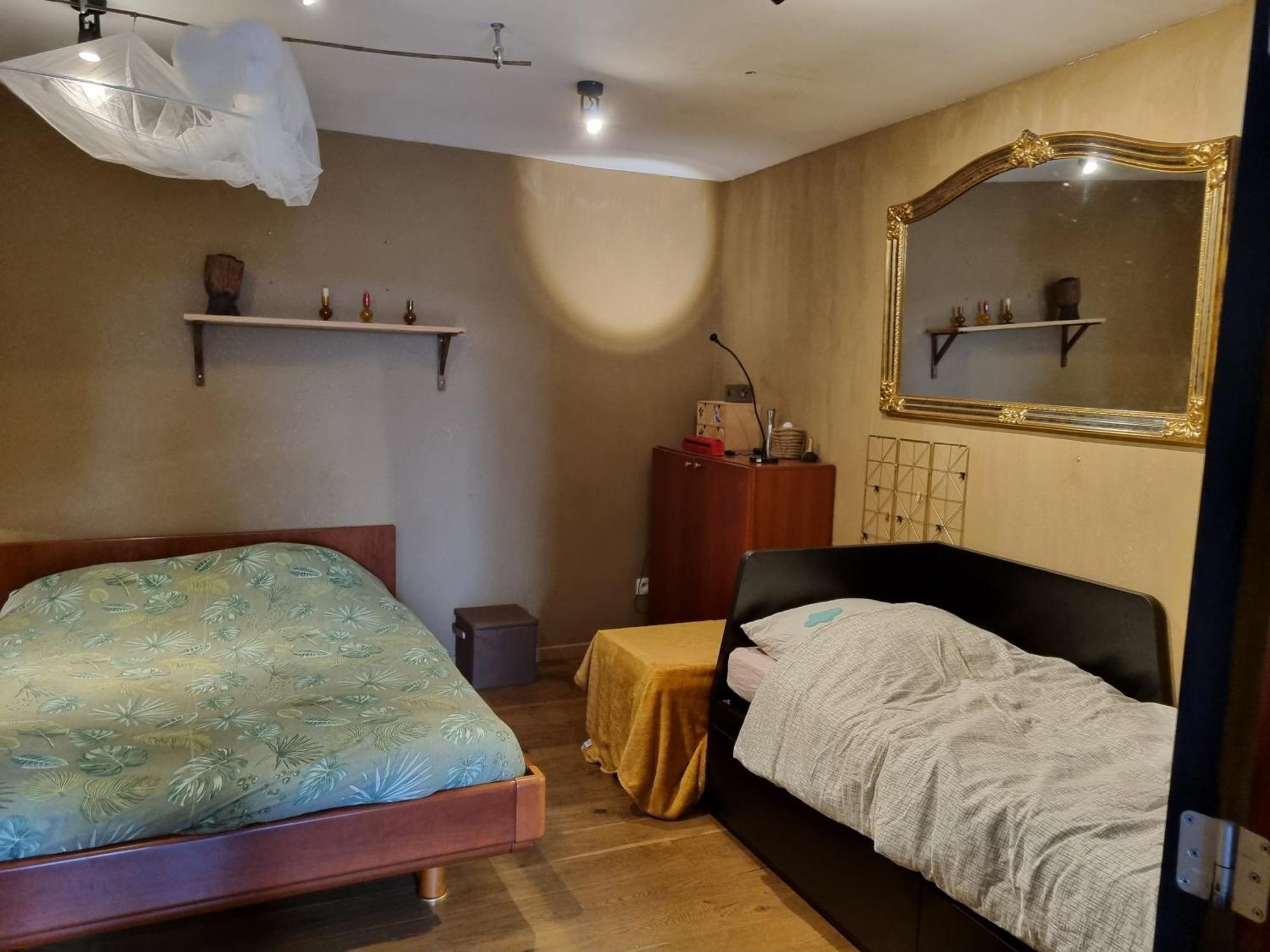Gee Is Sharing Her Home Liège Extérieur photo